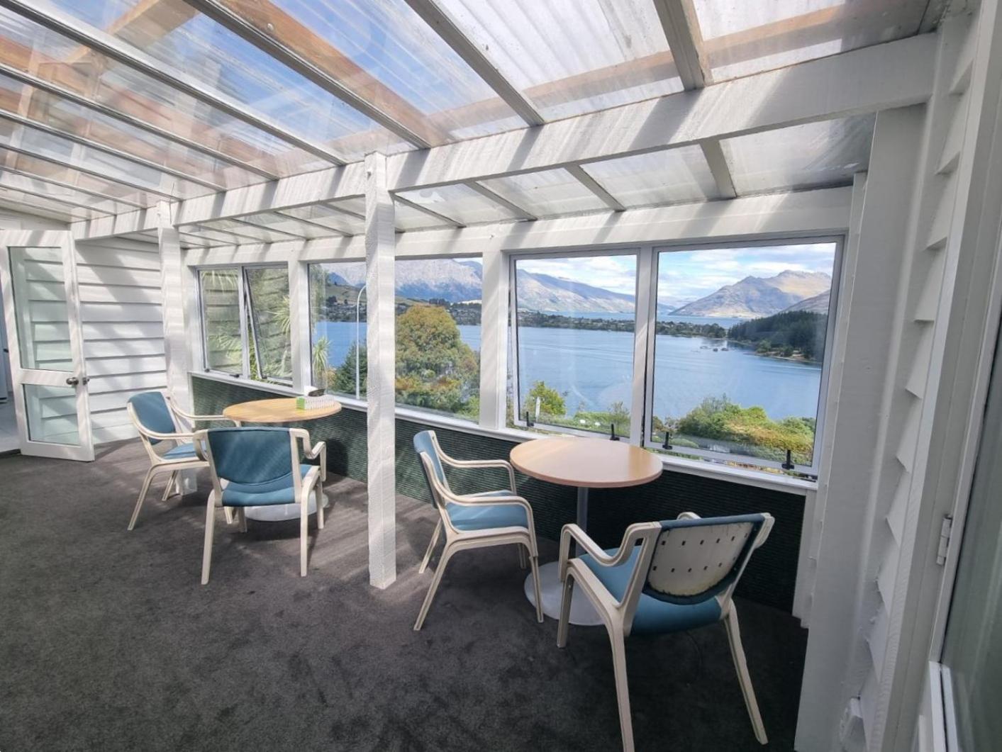 Lakeview Colonial House Куийнстаун Екстериор снимка